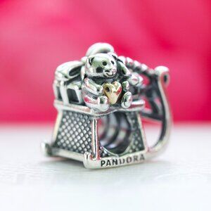 PANDORA Dashing Through the Snow Sleigh Charm 791207 New In Box